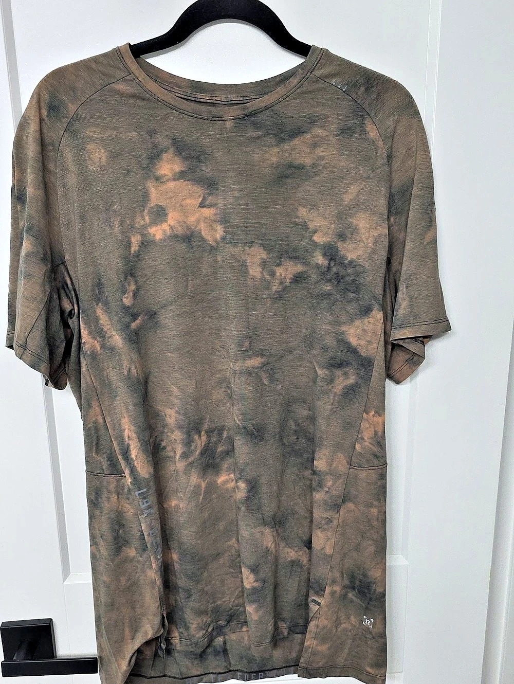 Lululemon Always Agile Short Sleeve Shirt $30 Lrg